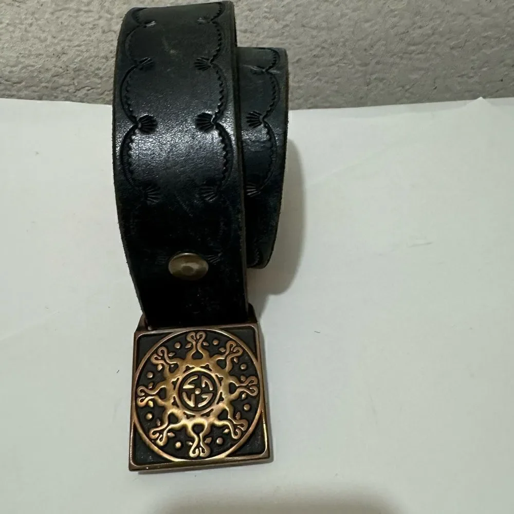 Vintage 1974 Women's Tech Ether Brass Mandala Belt Buckle Black Leather Strap